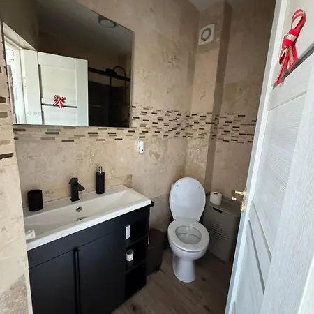 1 Mamaia Nord * Năvodari